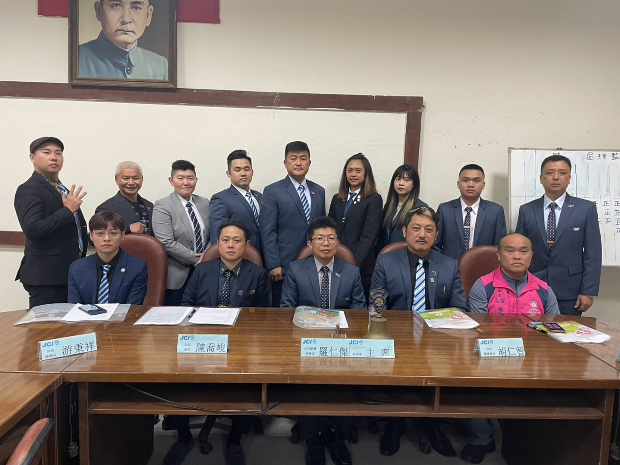 LINE_ALBUM_20250310第三次理監事會議_250311_1.jpg