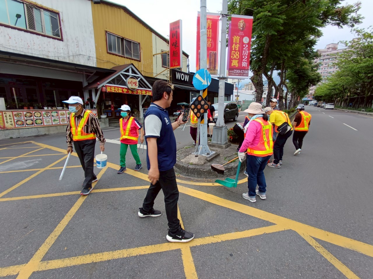 LINE_ALBUM_20250419完美角落撿煙蒂活動_250507_5.jpg