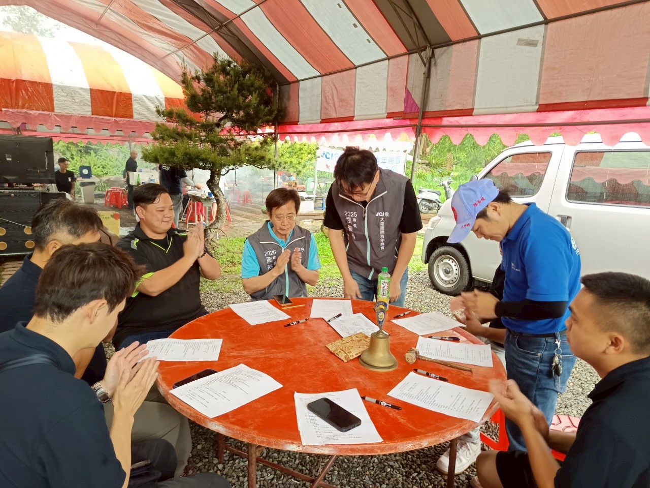 LINE_ALBUM_20250510第56屆第五次理事會_母親節聯誼活動_250516_5.jpg