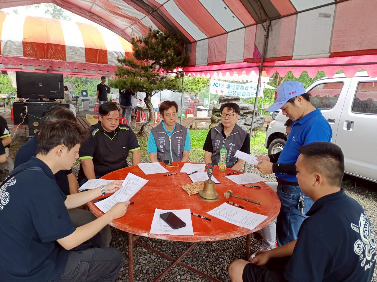 LINE_ALBUM_20250510第56屆第五次理事會_母親節聯誼活動_250516_3.jpg