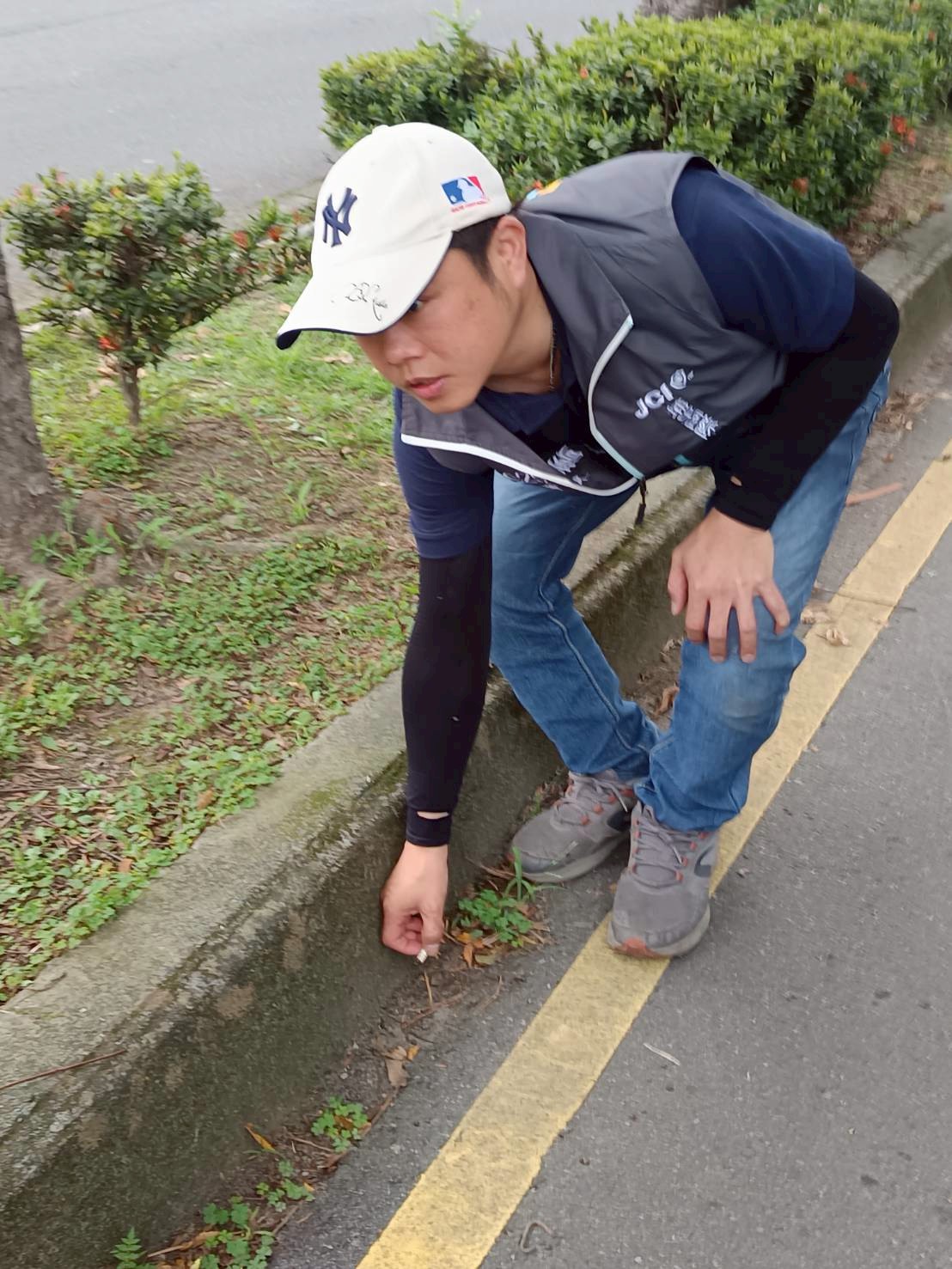 LINE_ALBUM_20250419完美角落撿煙蒂活動_250507_17.jpg