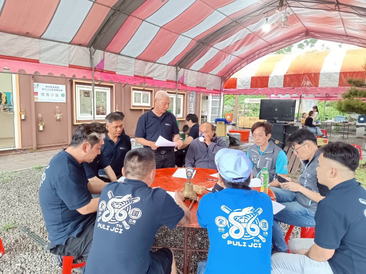 LINE_ALBUM_20250510第56屆第五次理事會_母親節聯誼活動_250516_13.jpg