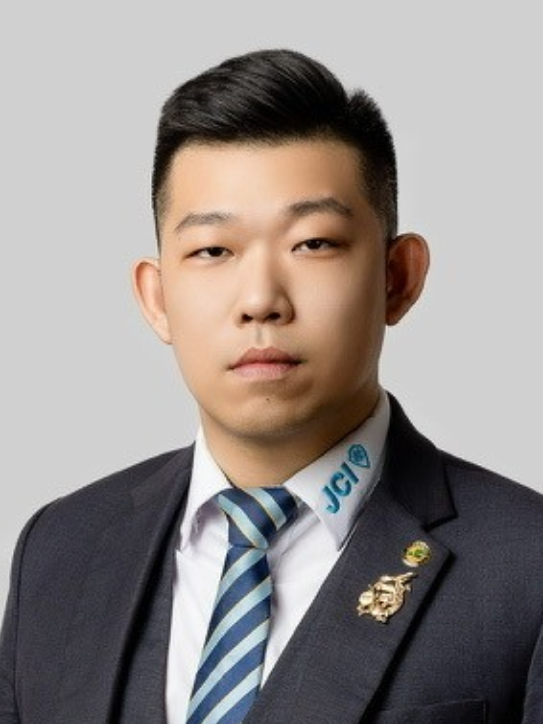 吳東育